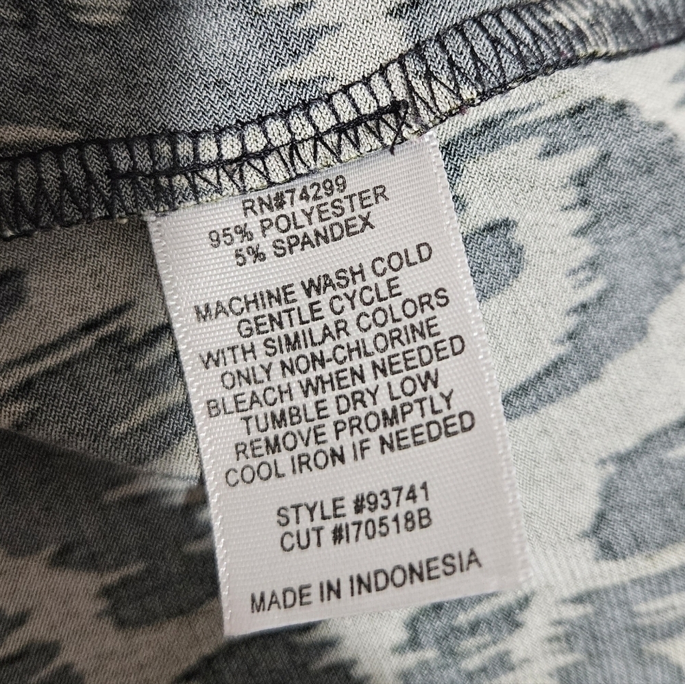 En Focus Olive Green & Black Print Dress Size 16W - Picture 9 of 11
